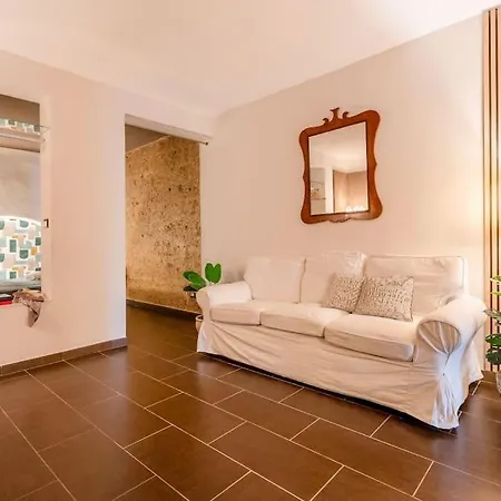 Alice-belle Epoque Cozy Retreat In Heart Of * Bari