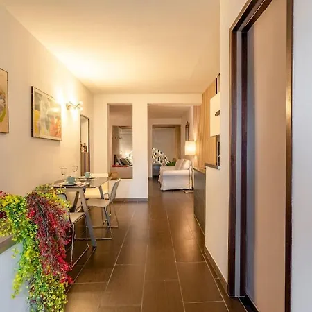 Alice-belle Epoque Cozy Retreat In Heart Of Bari